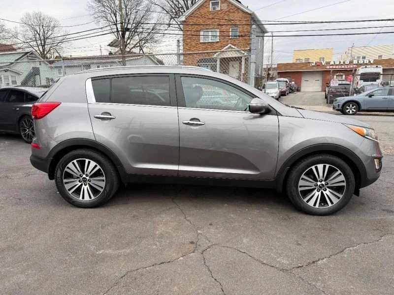 2016 Kia Sportage - Image 6 of 12