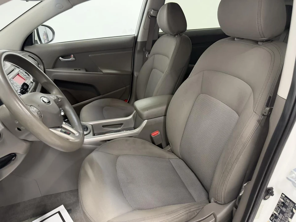 2016 Kia Sportage - Image 13 of 21