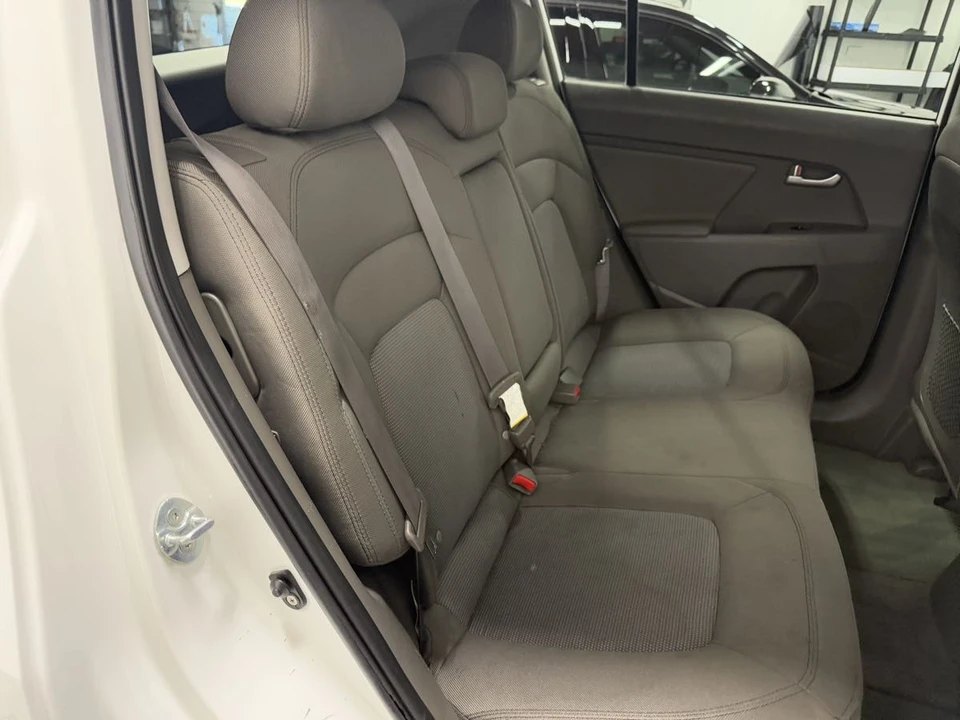 2016 Kia Sportage - Image 18 of 21