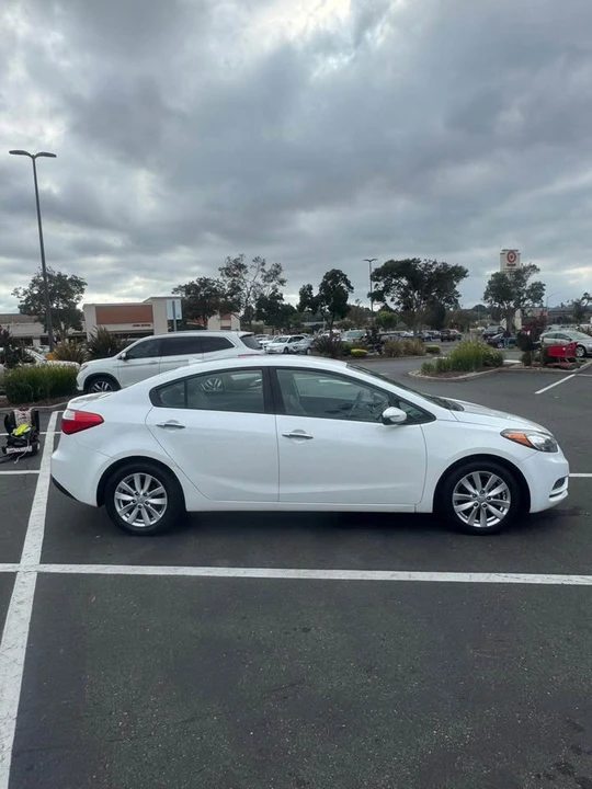 2016 Kia Forte - Image 8 of 20