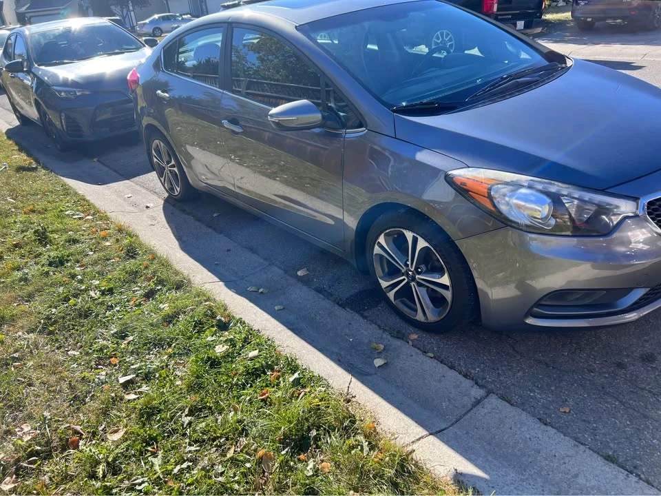 2016 Kia Forte - Image 3 of 8