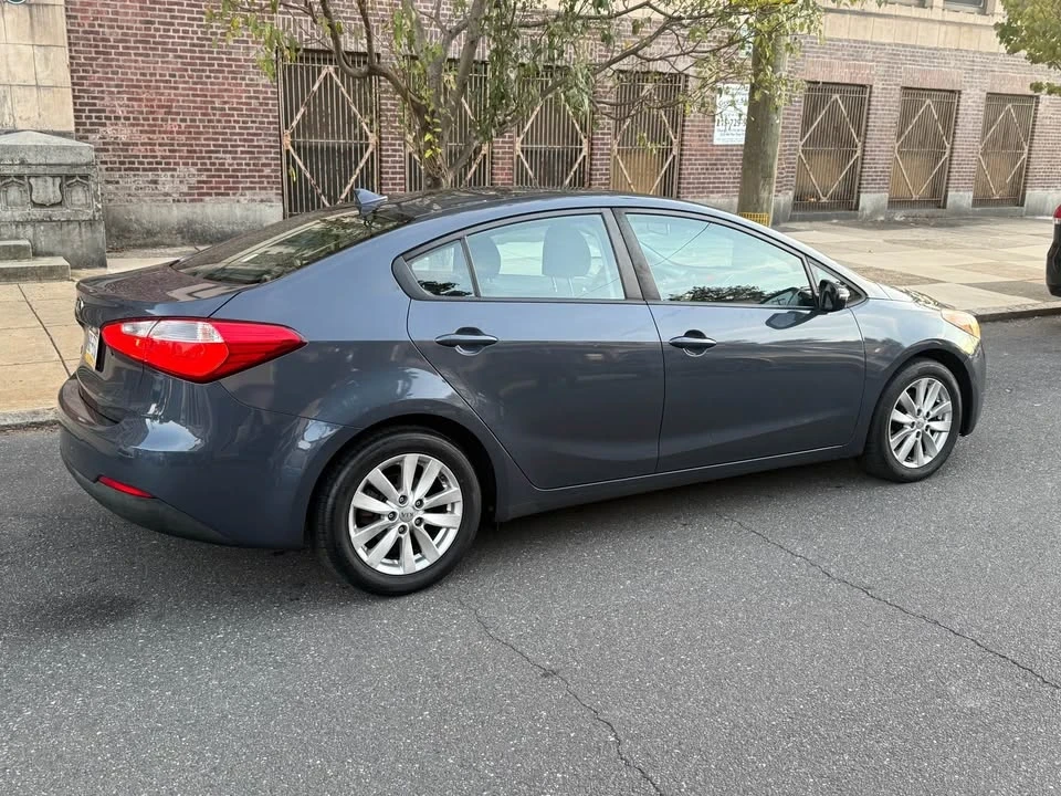 2016 Kia Forte - Image 4 of 13