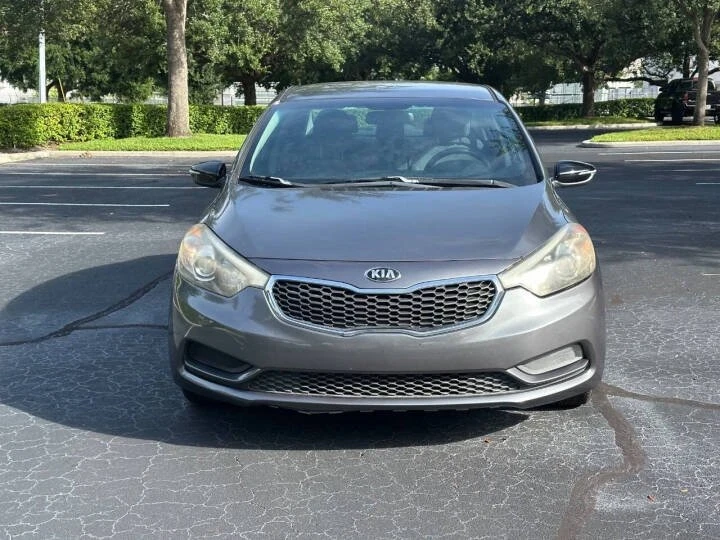 2016 Kia Forte - Image 4 of 10