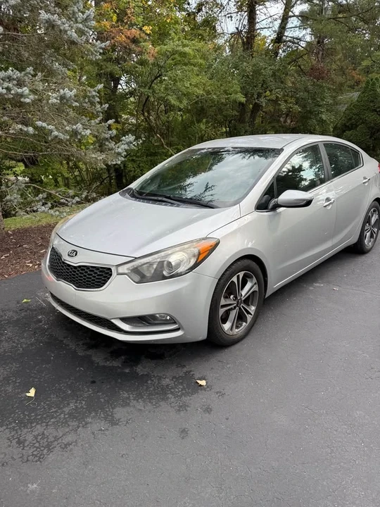 2016 Kia Forte - Image 4 of 4