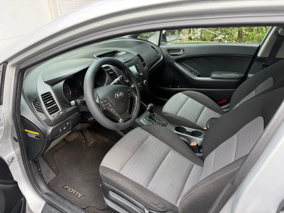 2016 Kia Forte - Image 3 of 4