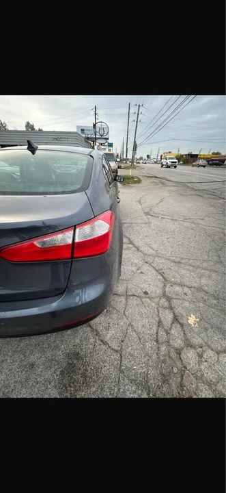 2016 Kia Forte - Image 4 of 5