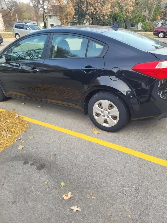 2016 Kia Forte - Image 2 of 2