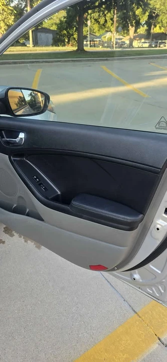 2016 Kia Forte - Image 12 of 20