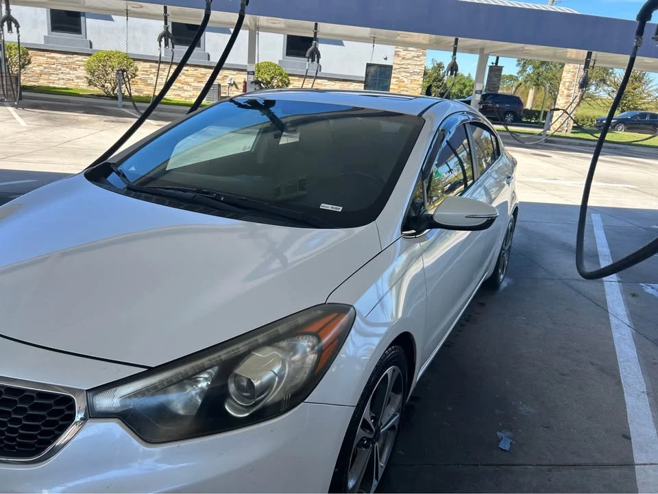 2016 Kia Forte - Image 5 of 9