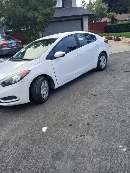 2016 Kia Forte - Image 3 of 7