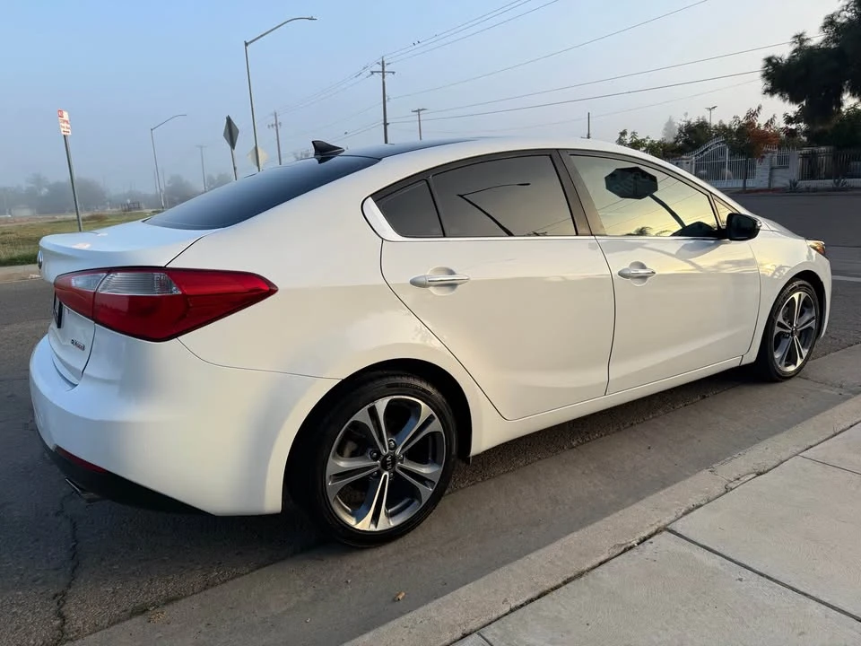 2016 Kia Forte - Image 2 of 16