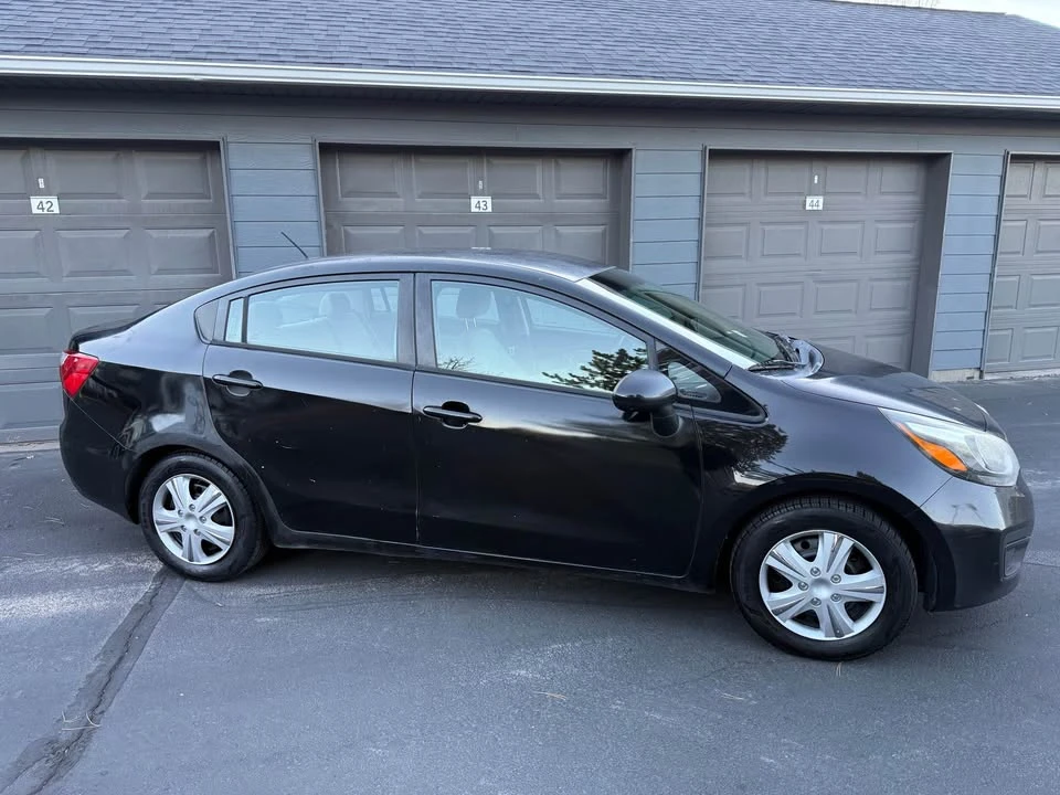 2016 Kia Forte - Image 5 of 9