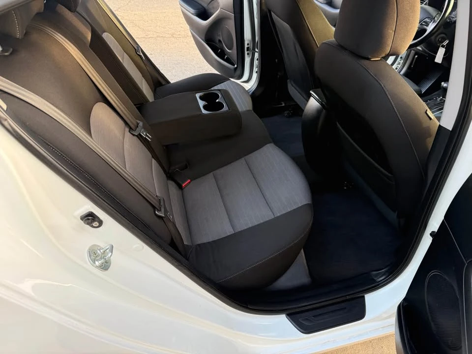 2016 Kia Forte - Image 11 of 16