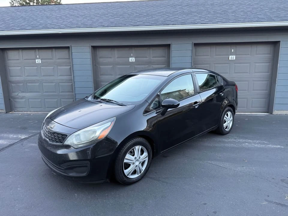 2016 Kia Forte - Image 6 of 9