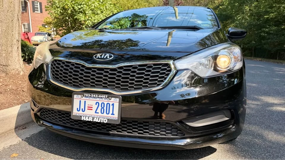 2016 Kia Forte - Image 2 of 13