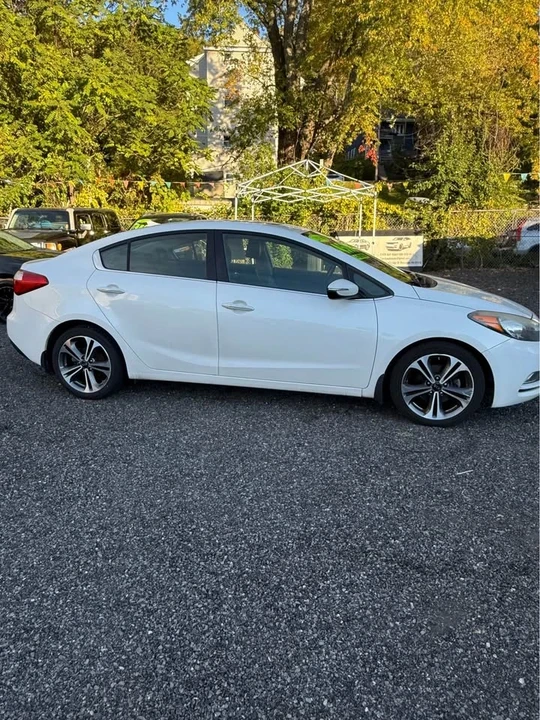 2016 Kia Forte - Image 4 of 13
