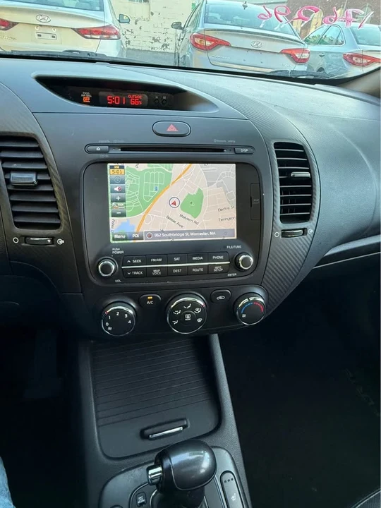 2016 Kia Forte - Image 12 of 13