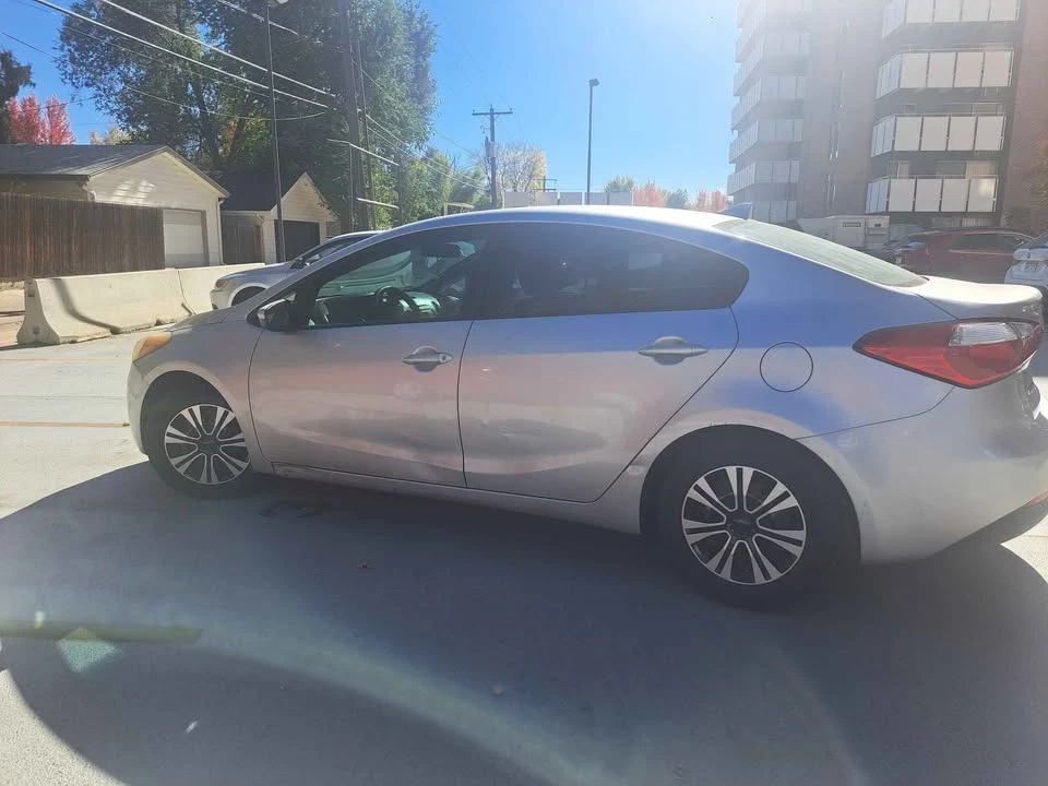 2016 Kia Forte - Image 4 of 7