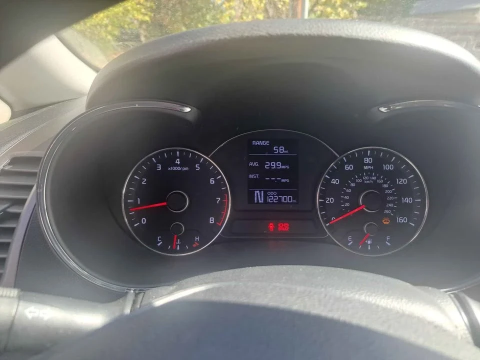 2016 Kia Forte - Image 5 of 7