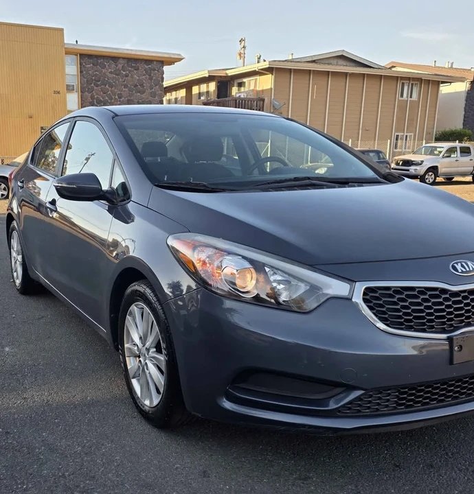 2016 Kia Forte - Image 3 of 19
