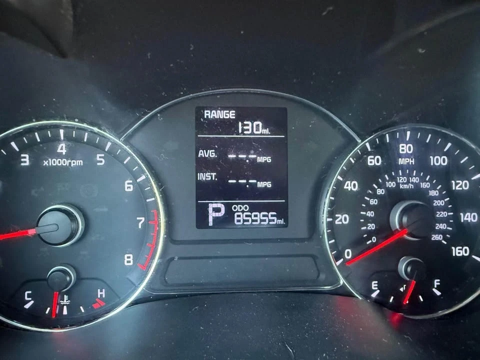 2016 Kia Forte - Image 9 of 14