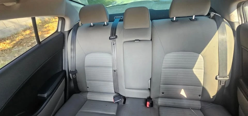 2016 Kia Forte - Image 12 of 14