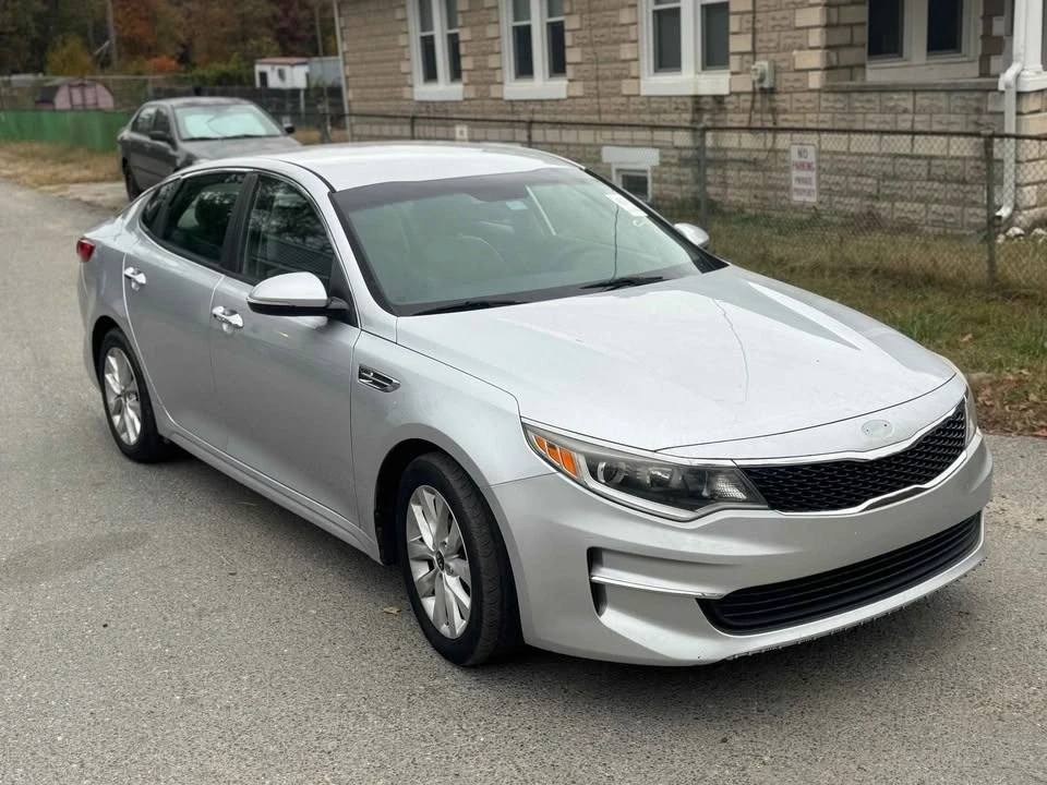 2016 Kia Forte - Image 9 of 9