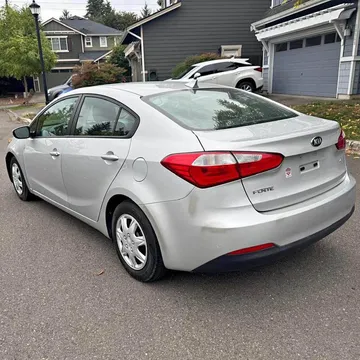 2016 Kia Forte LX Sedan