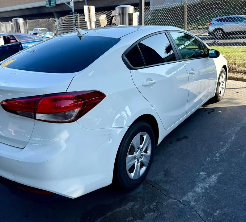 2016 Kia Forte - Image 2 of 9