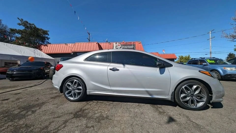 2016 Kia Forte - Image 14 of 16