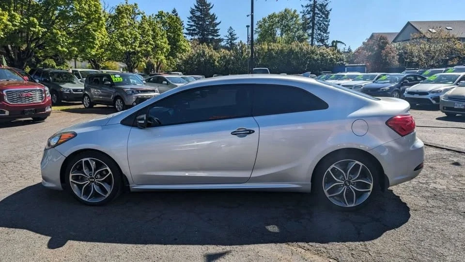 2016 Kia Forte - Image 3 of 16