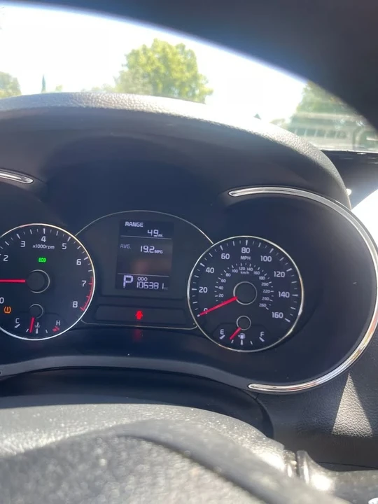 2016 Kia Forte - Image 6 of 10