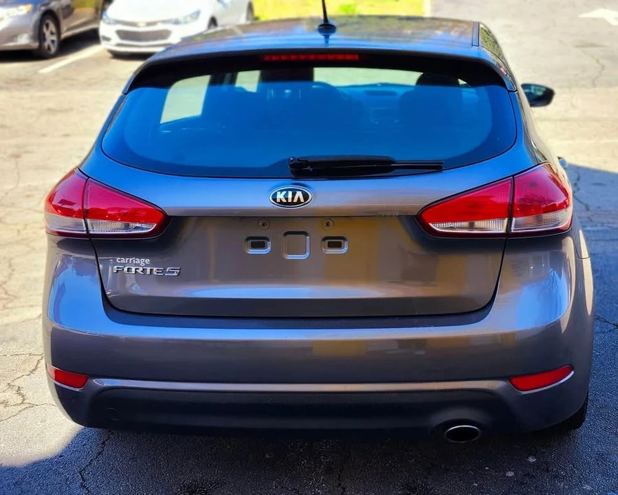 2016 Kia Forte - Image 3 of 10