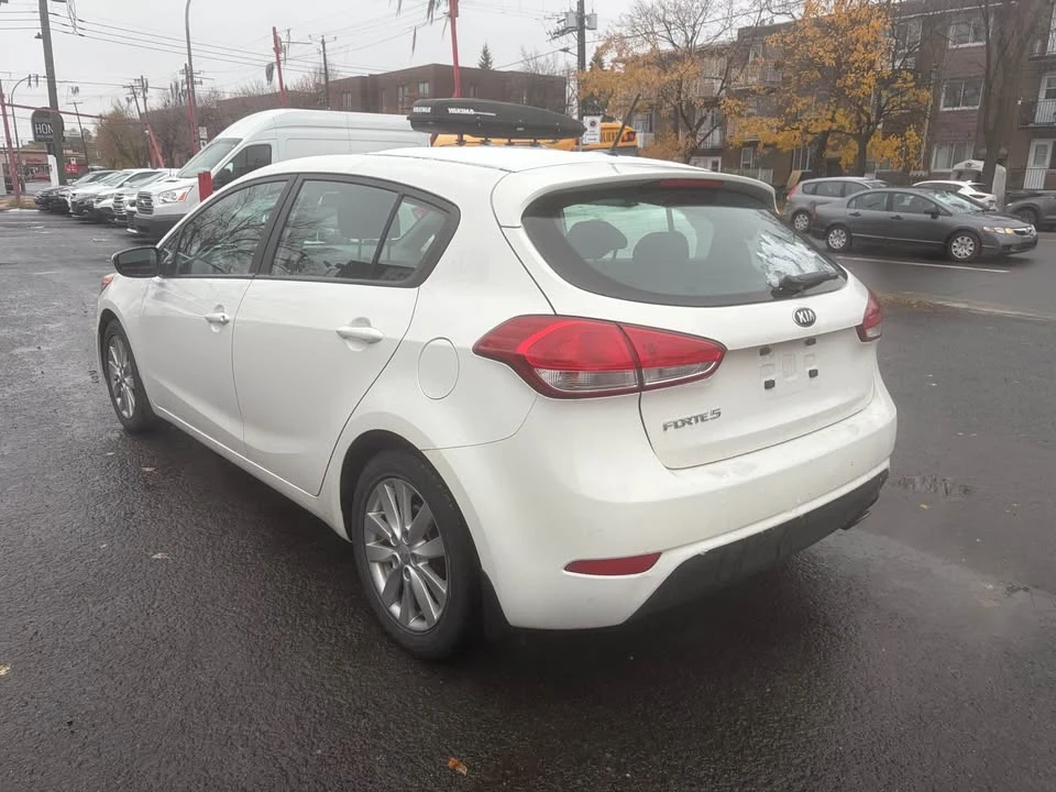 2016 Kia Forte - Image 5 of 10