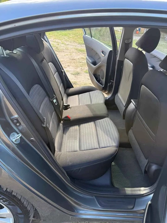 2016 Kia Forte - Image 7 of 8