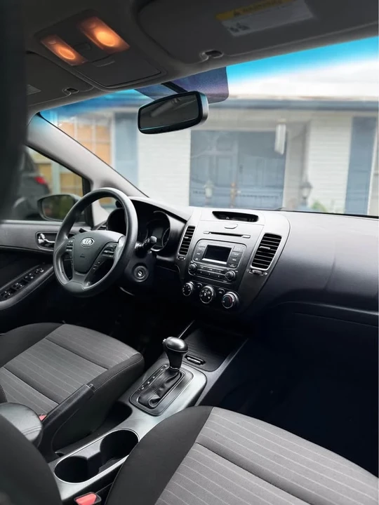 2016 Kia Forte - Image 5 of 6