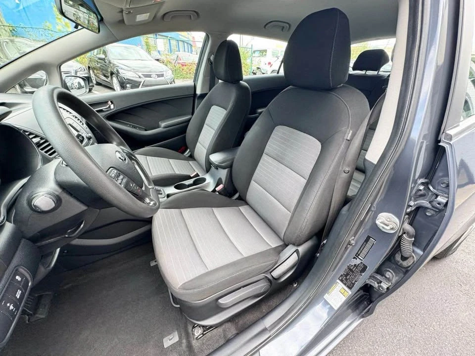 2016 Kia Forte - Image 11 of 20