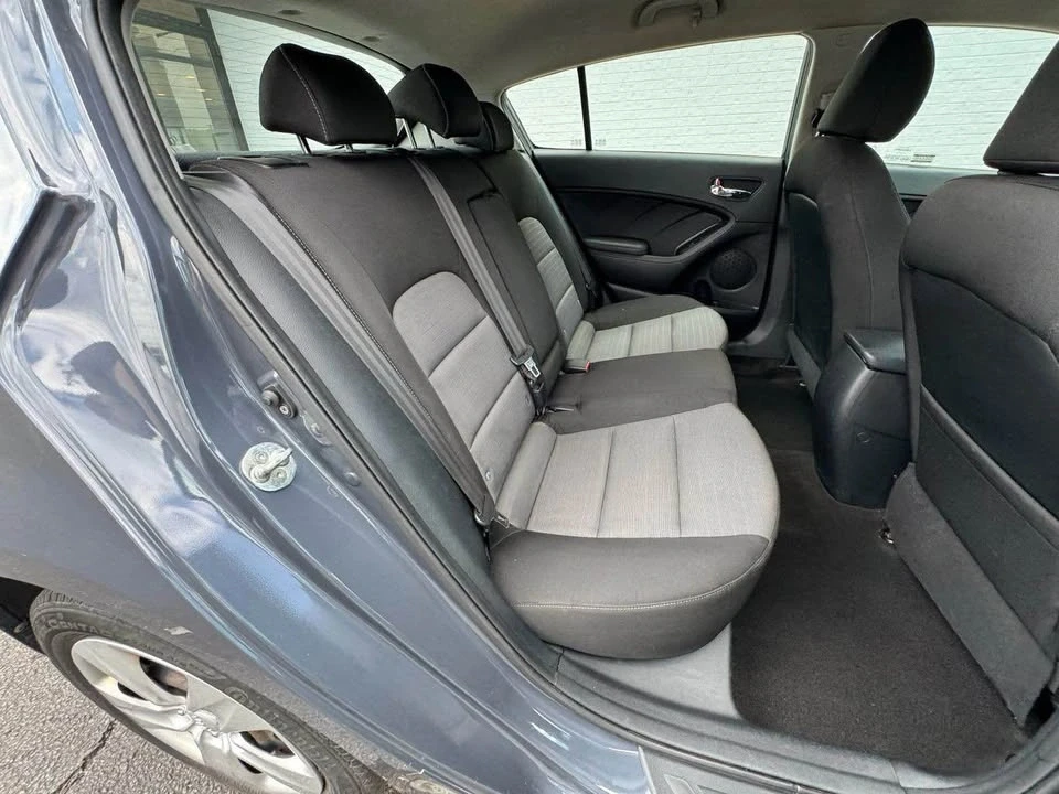 2016 Kia Forte - Image 18 of 20