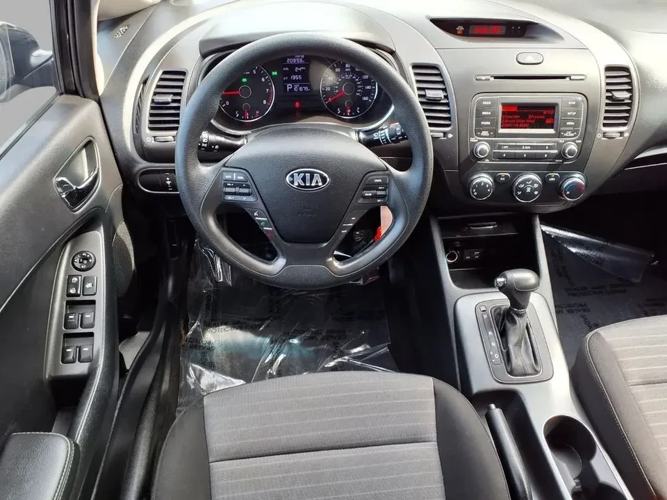 2016 Kia Forte - Image 3 of 19