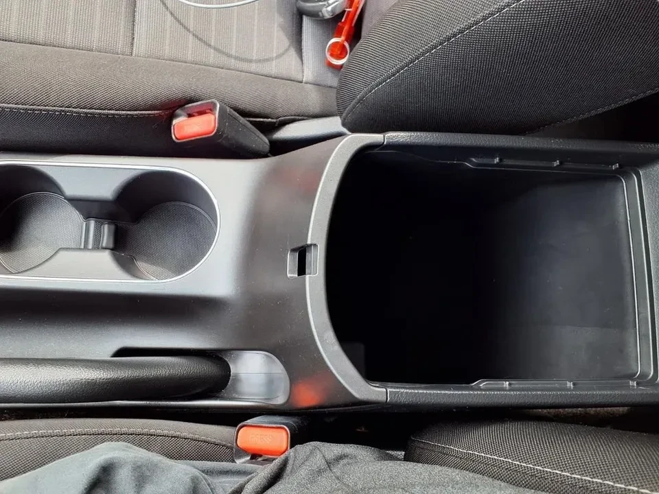 2016 Kia Forte - Image 11 of 19