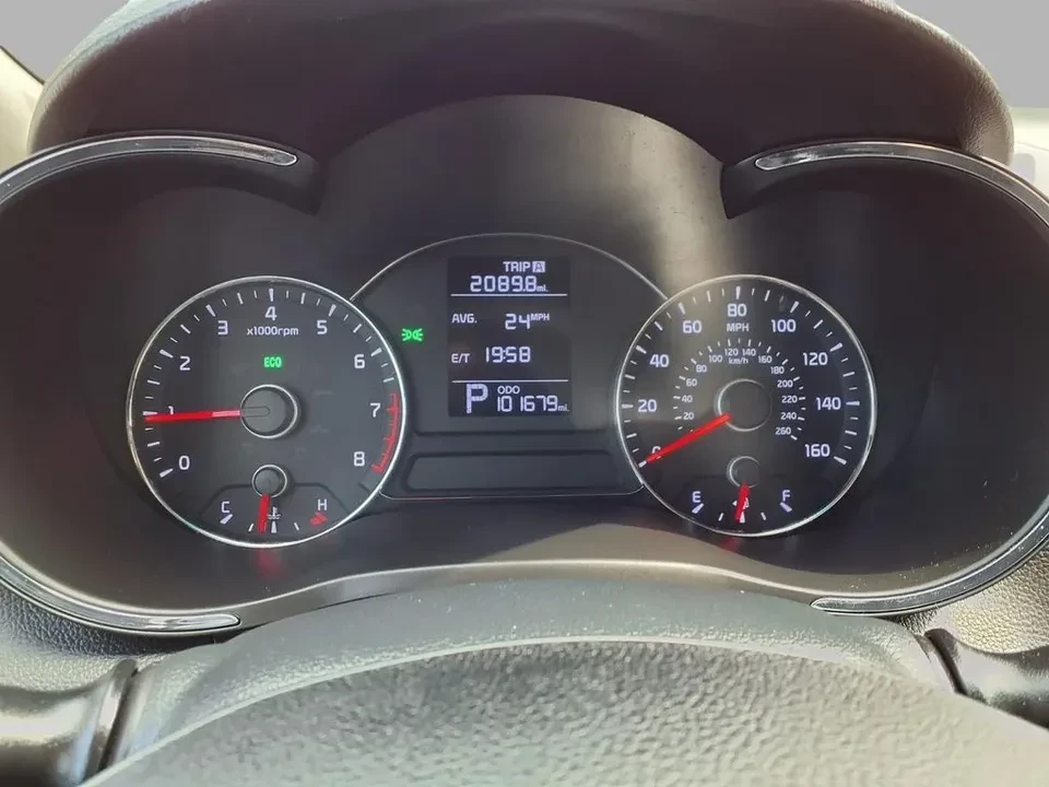 2016 Kia Forte - Image 15 of 19