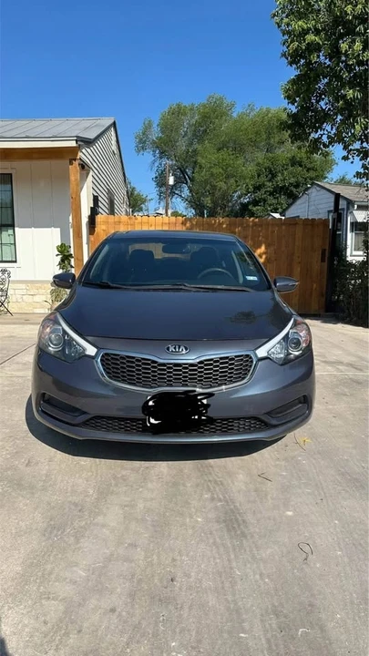 2016 Kia Forte - Image 6 of 7