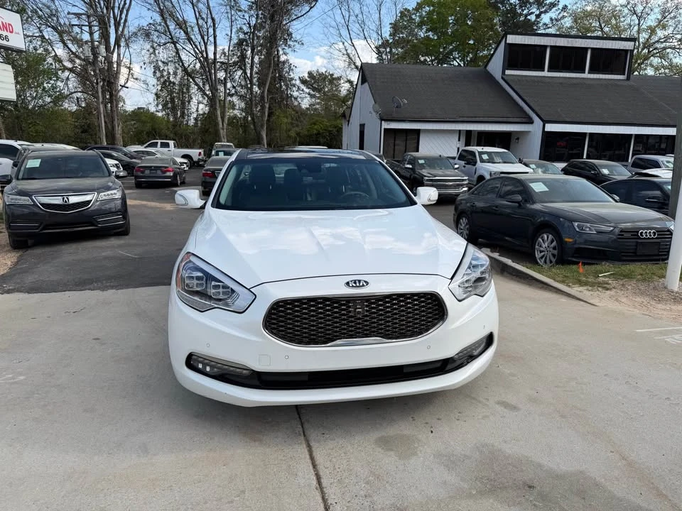 2016 Kia K900 - Image 2 of 14