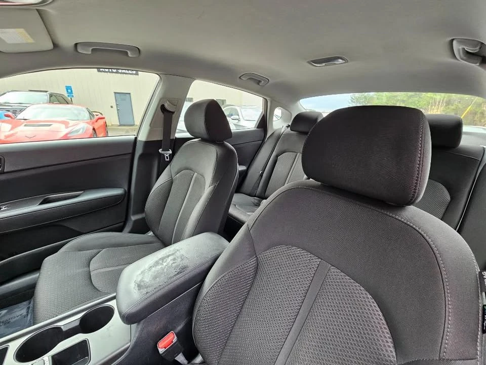 2016 Kia Optima/K5 - Image 17 of 20