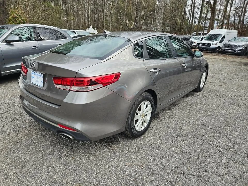 2016 Kia Optima/K5 - Image 10 of 20