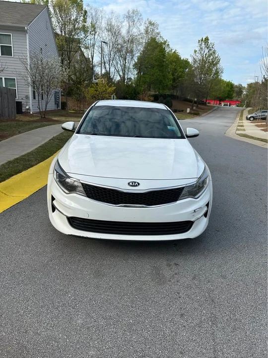 2016 Kia Optima/K5 - Image 10 of 11