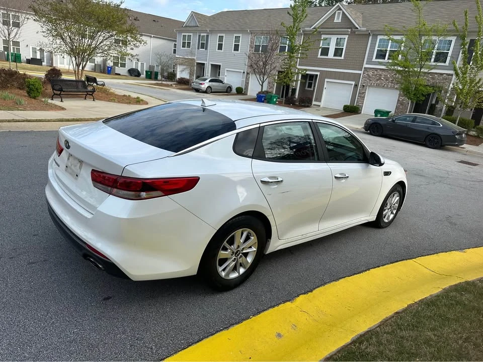 2016 Kia Optima/K5 - Image 7 of 11