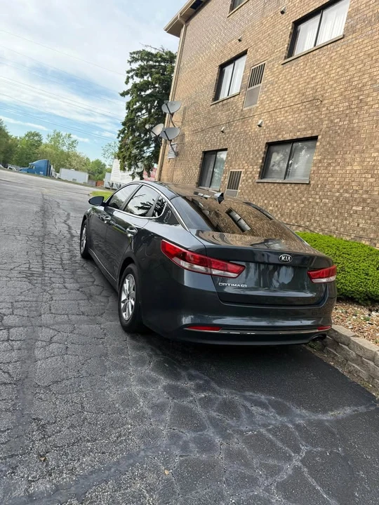 2016 Kia Optima/K5 - Image 2 of 9