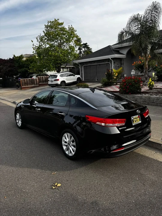 2016 Kia Optima/K5 - Image 3 of 12