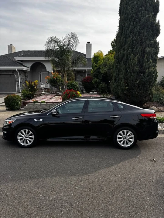2016 Kia Optima/K5 - Image 2 of 12